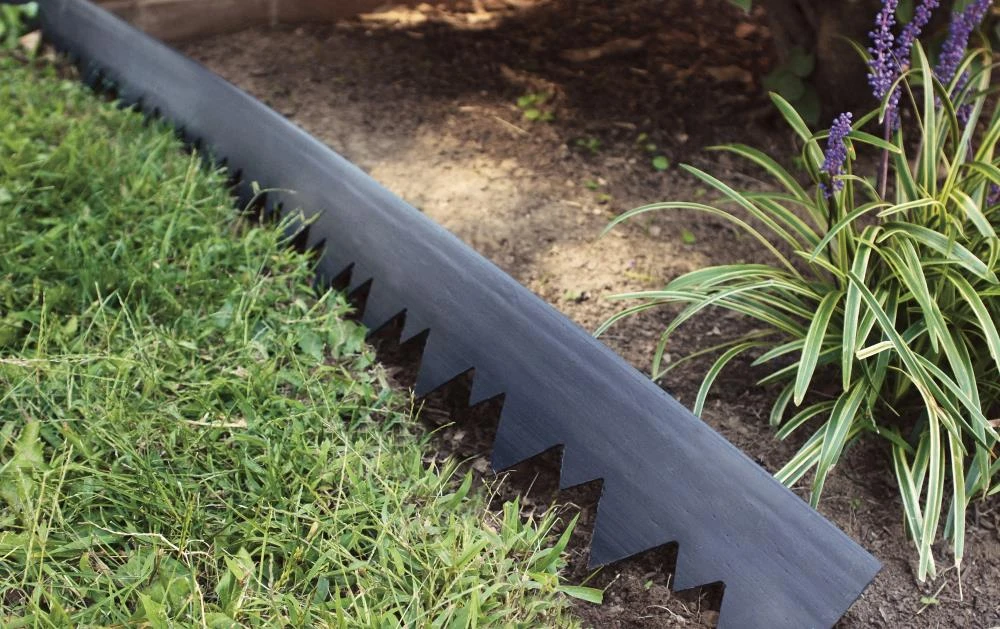 EasyFlex Pound-In Landshark 20-ft Black Plastic Landscape Edging Roll 4 EasyFlex Pound-In Landshark 20-ft Black Plastic Landscape Edging Roll - Image 4