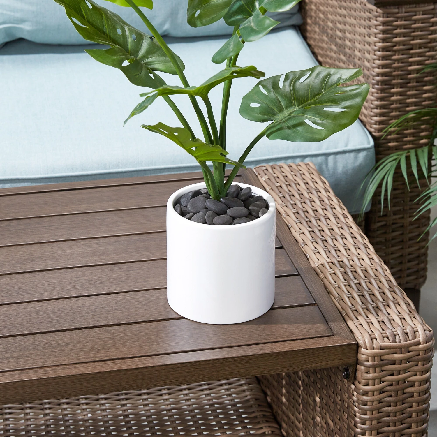 AKASHA Landscaping Rock 5-lb Black Indoor Decorative Rock 2 AKASHA Landscaping Rock 5-lb Black Indoor Decorative Rock - Image 2