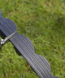 EasyFlex 2.5 in. x 20 ft. Scallop Black Woodgrain No-Dig Edging Kit -Landscaping Online Outlet 43438445